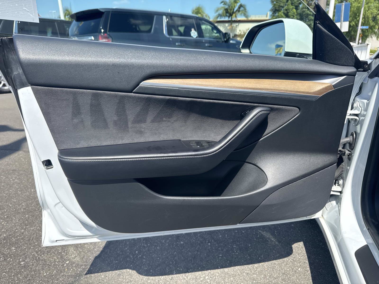 Used 2022 Tesla Model 3 Long Range AWD/4WD image 18