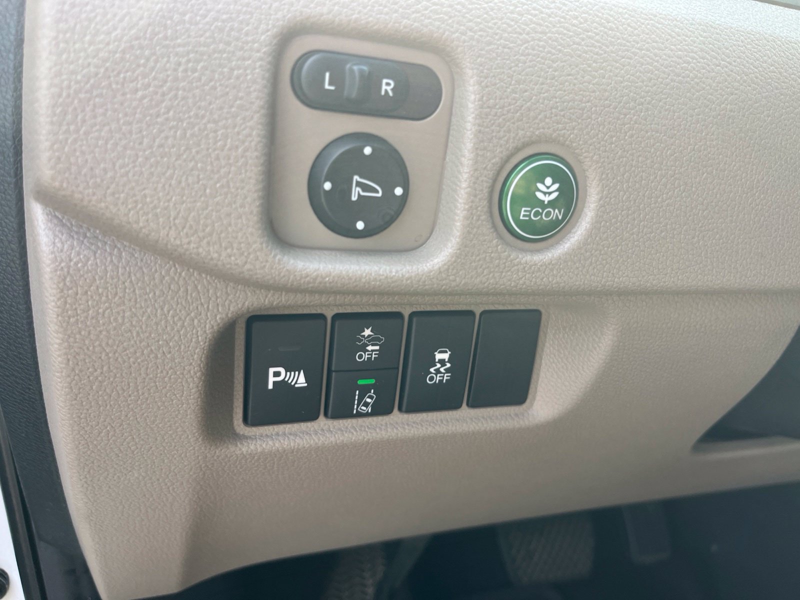 Used 2020 Honda Pilot Touring image 13