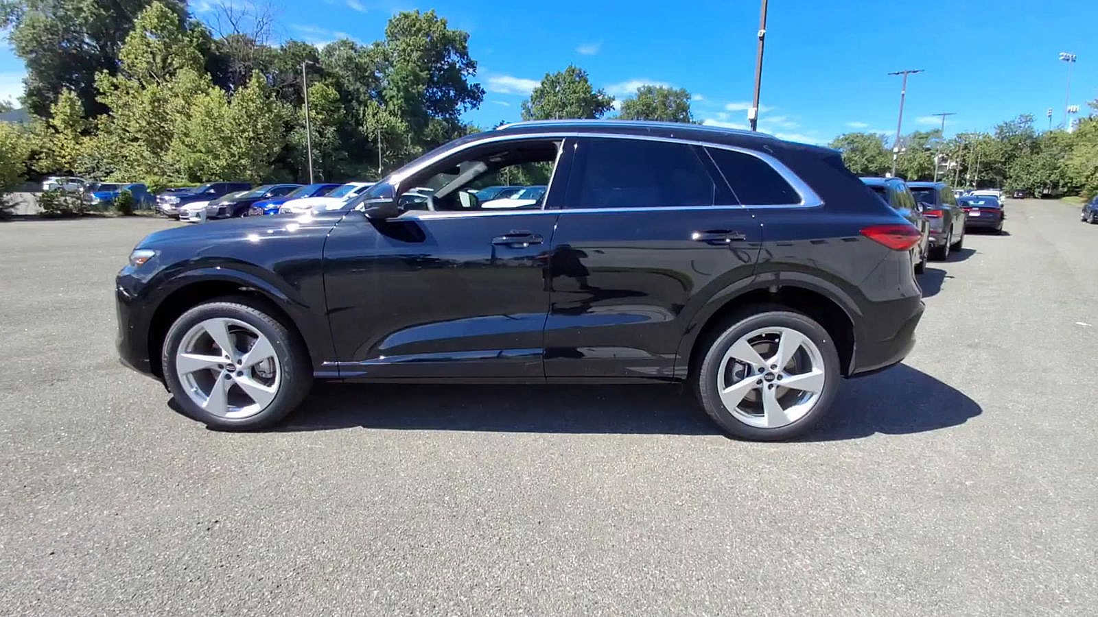 New 2025 Audi Q5 Premium Plus image 5