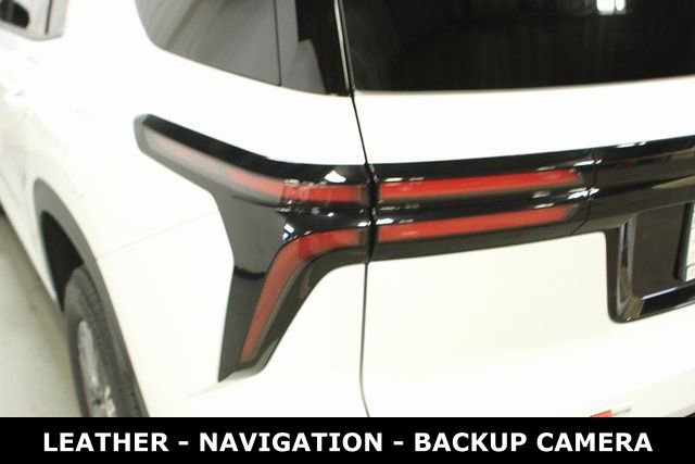 New 2025 Chevrolet Traverse LT w/ Driver Confidence Package image 31