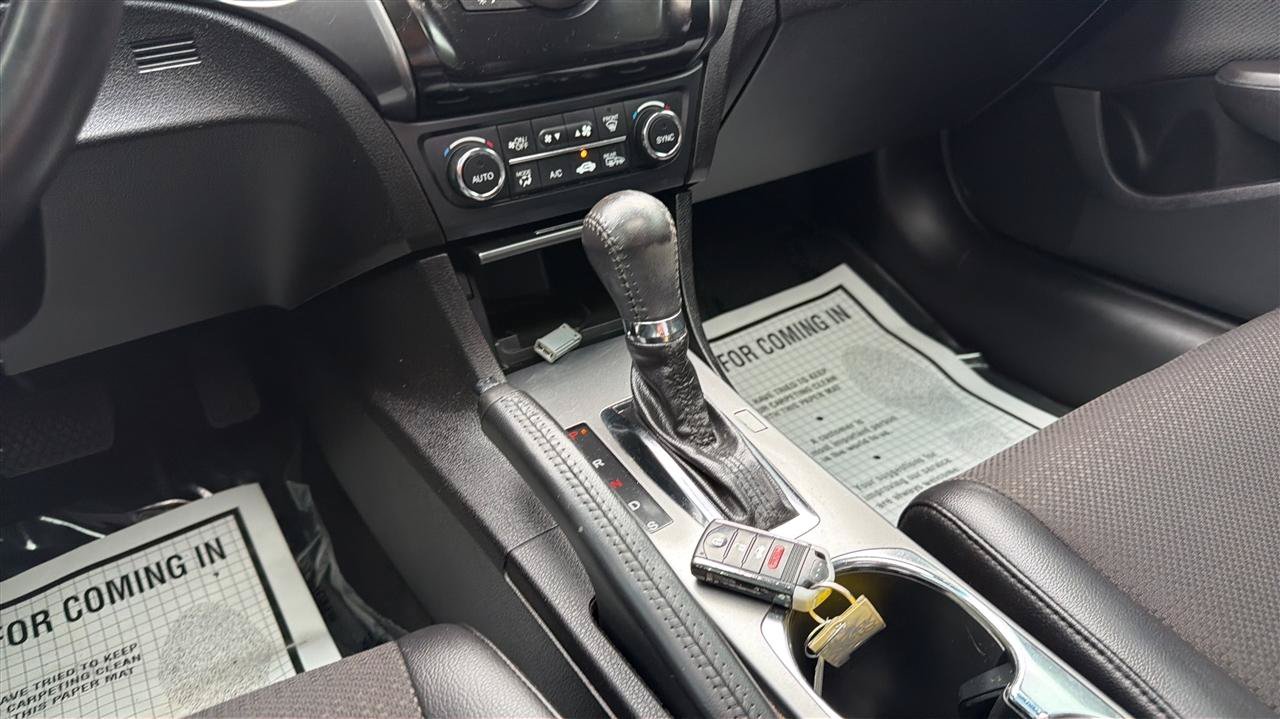 Used 2013 Acura ILX FWD image 24