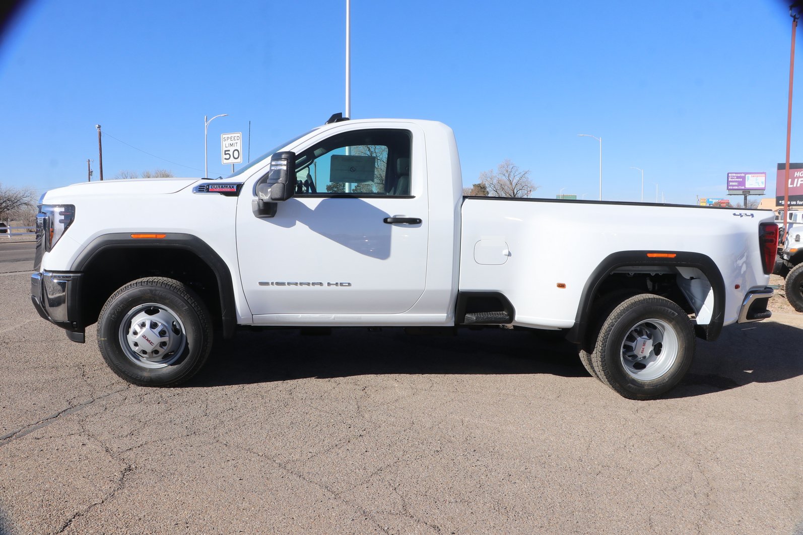 New 2026 GMC Sierra 3500 Pro AWD/4WD image 4
