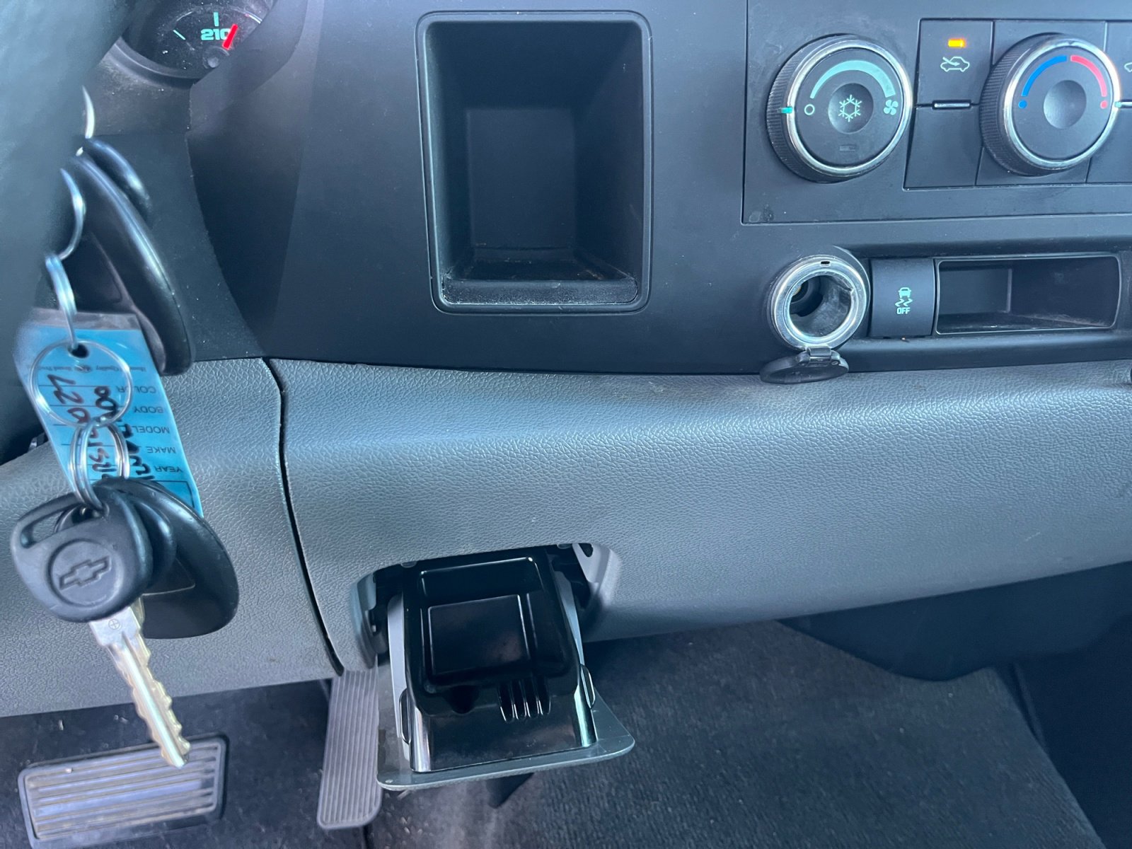 Used 2012 Chevrolet Silverado 1500 LS image 32