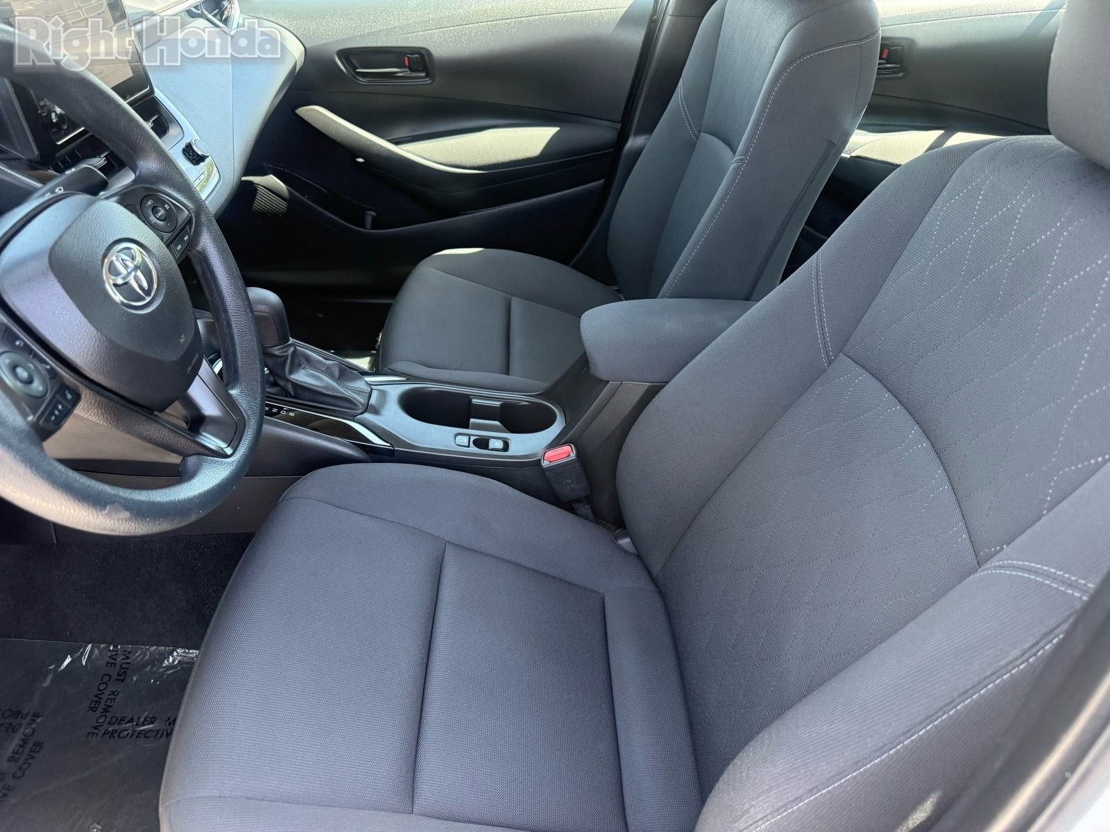 Used 2024 Toyota Corolla LE FWD image 13
