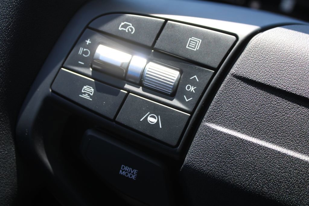 New 2025 Kia K4 LXS image 24