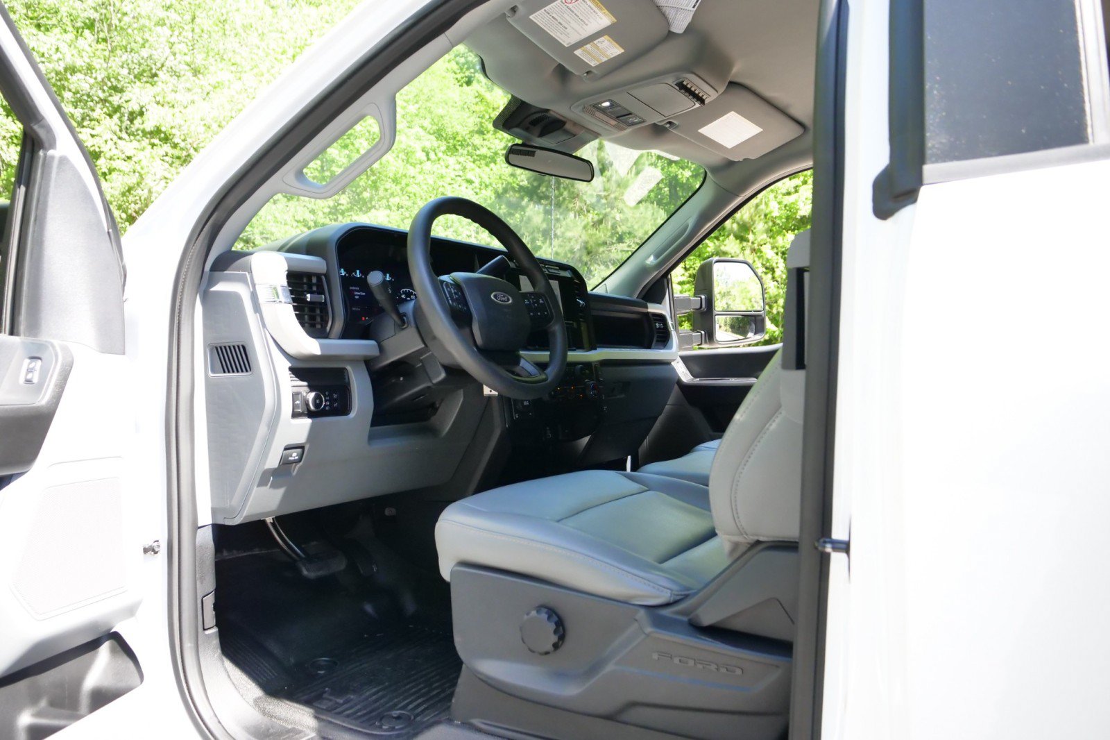 Used 2023 Ford F350 XL w/ XL Chrome Package AWD/4WD image 19