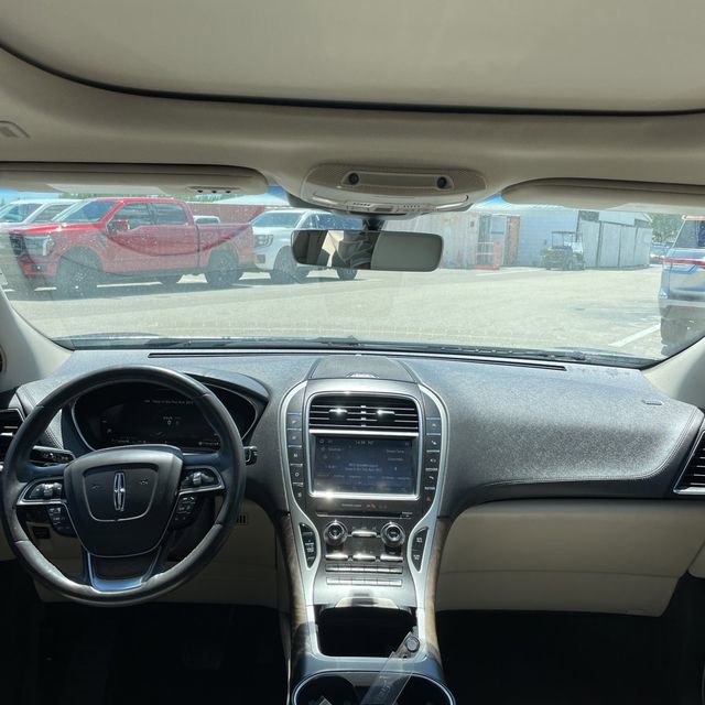 Used 2019 Lincoln Nautilus Reserve AWD/4WD image 15