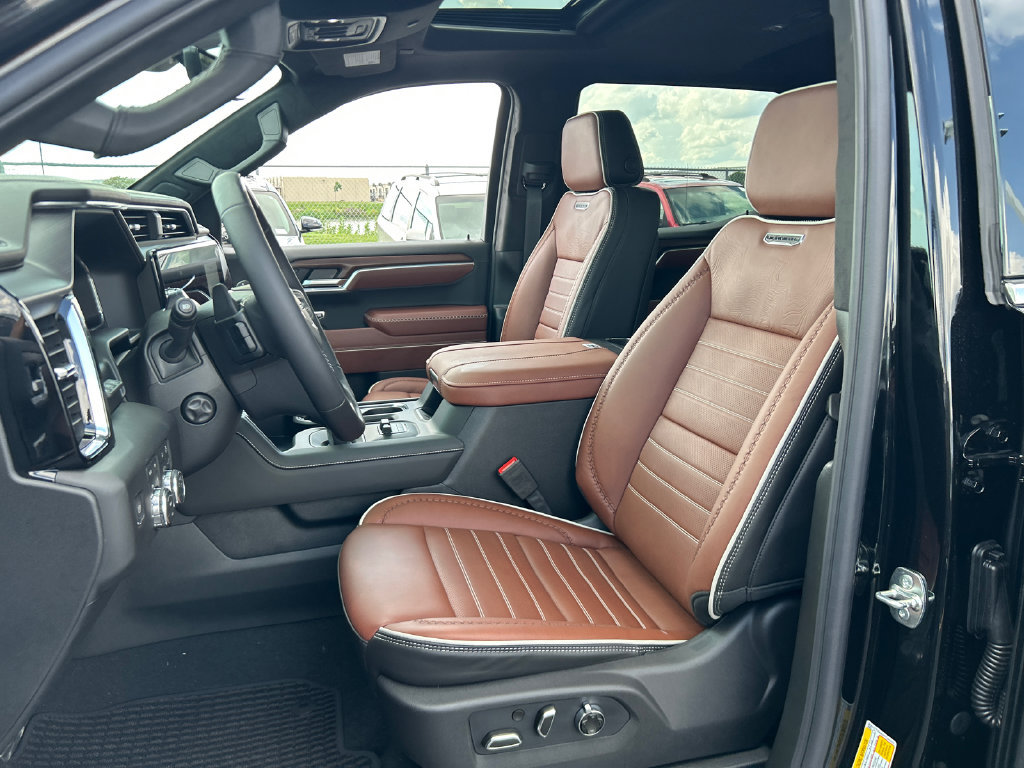 New 2026 GMC Sierra 1500 Denali Ultimate AWD/4WD image 16