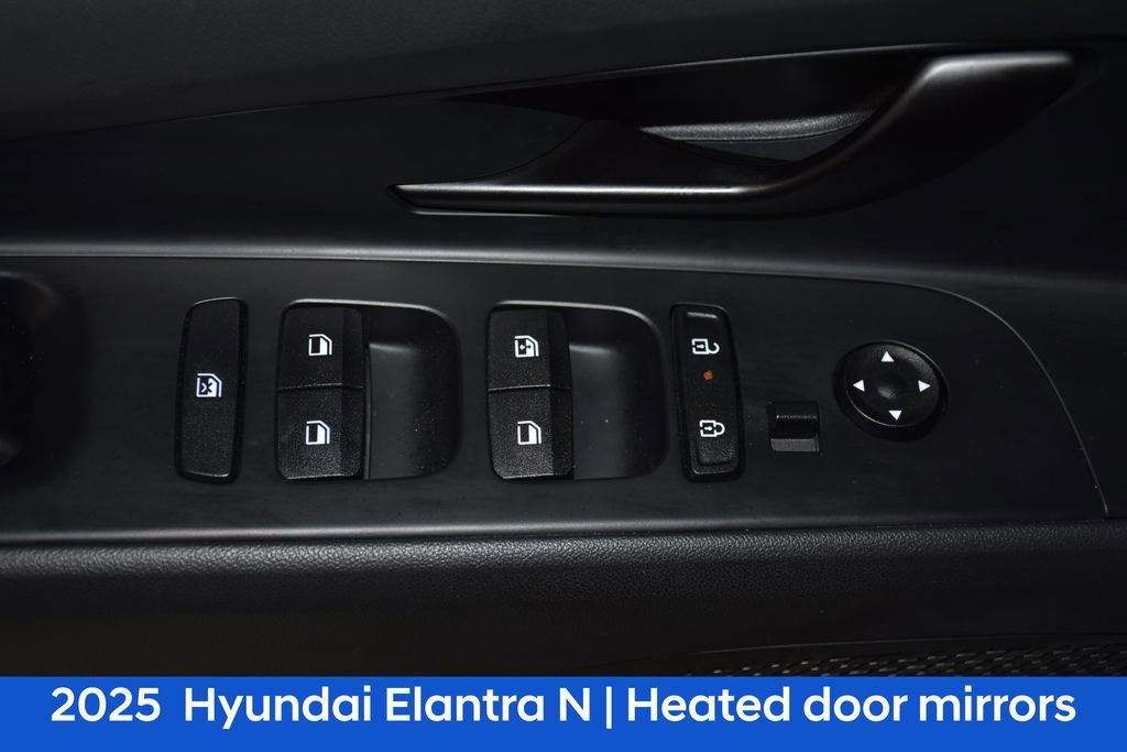 Used 2025 Hyundai Elantra N Base image 23