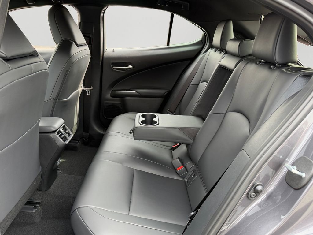 New 2026 Lexus UX 300h AWD image 8