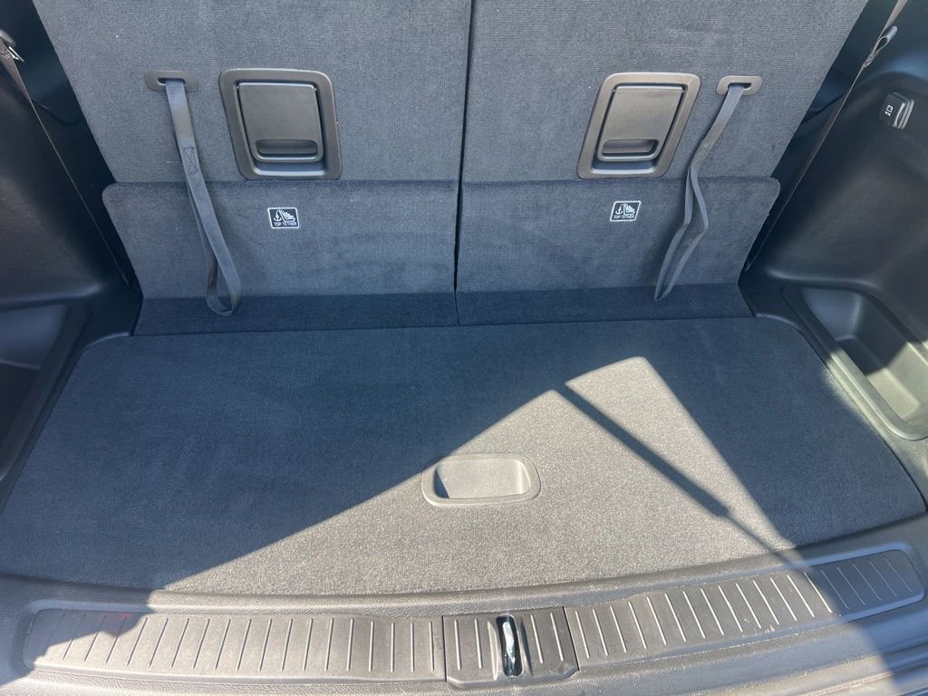 Used 2024 Jeep Grand Cherokee L Laredo RWD image 46