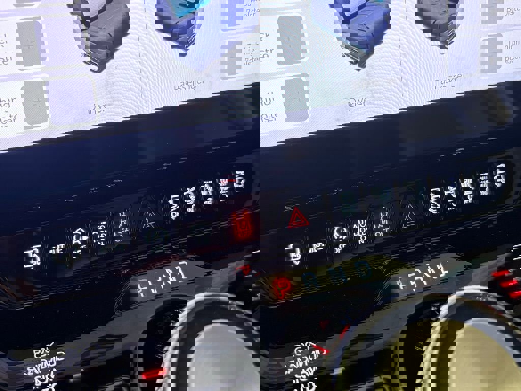 New 2026 Jeep Grand Wagoneer Summit image 32