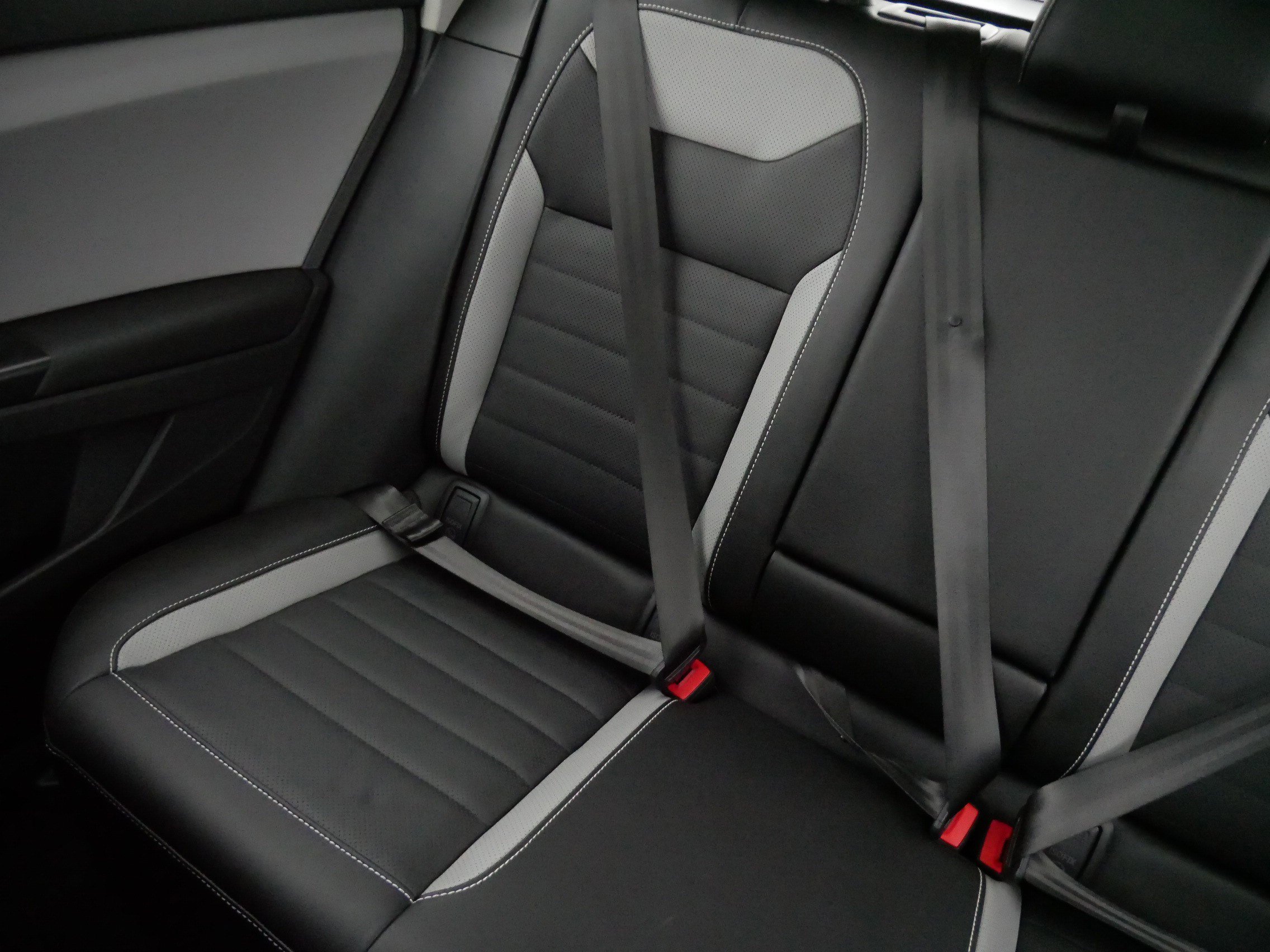 Used 2023 Volkswagen Taos SEL image 12