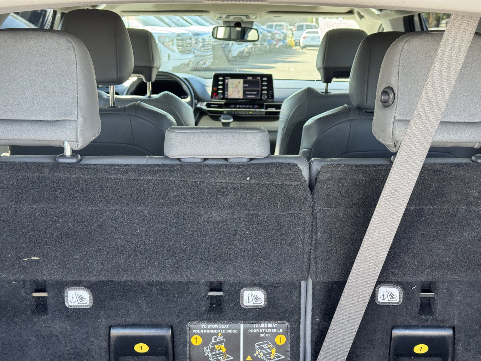 Used 2021 Toyota Sienna XLE w/ XLE Plus Package AWD/4WD image 12