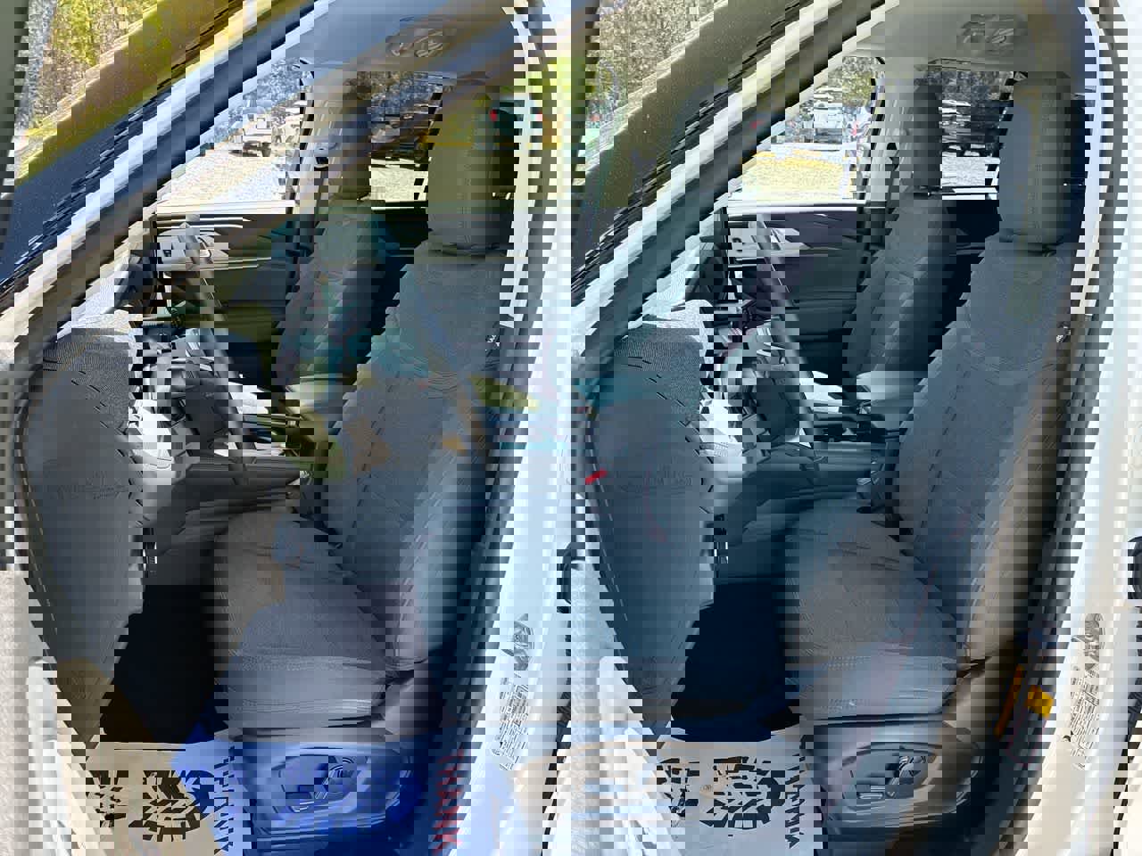 Used 2025 Ford Explorer Active image 19