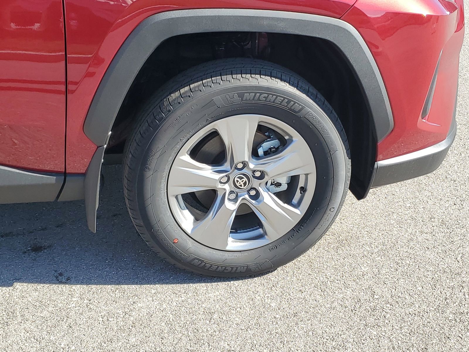 Certified 2025 Toyota RAV4 XLE w/ Convenience Package image 6