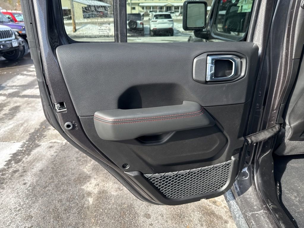 New 2026 Jeep Wrangler Unlimited Rubicon 392 image 25
