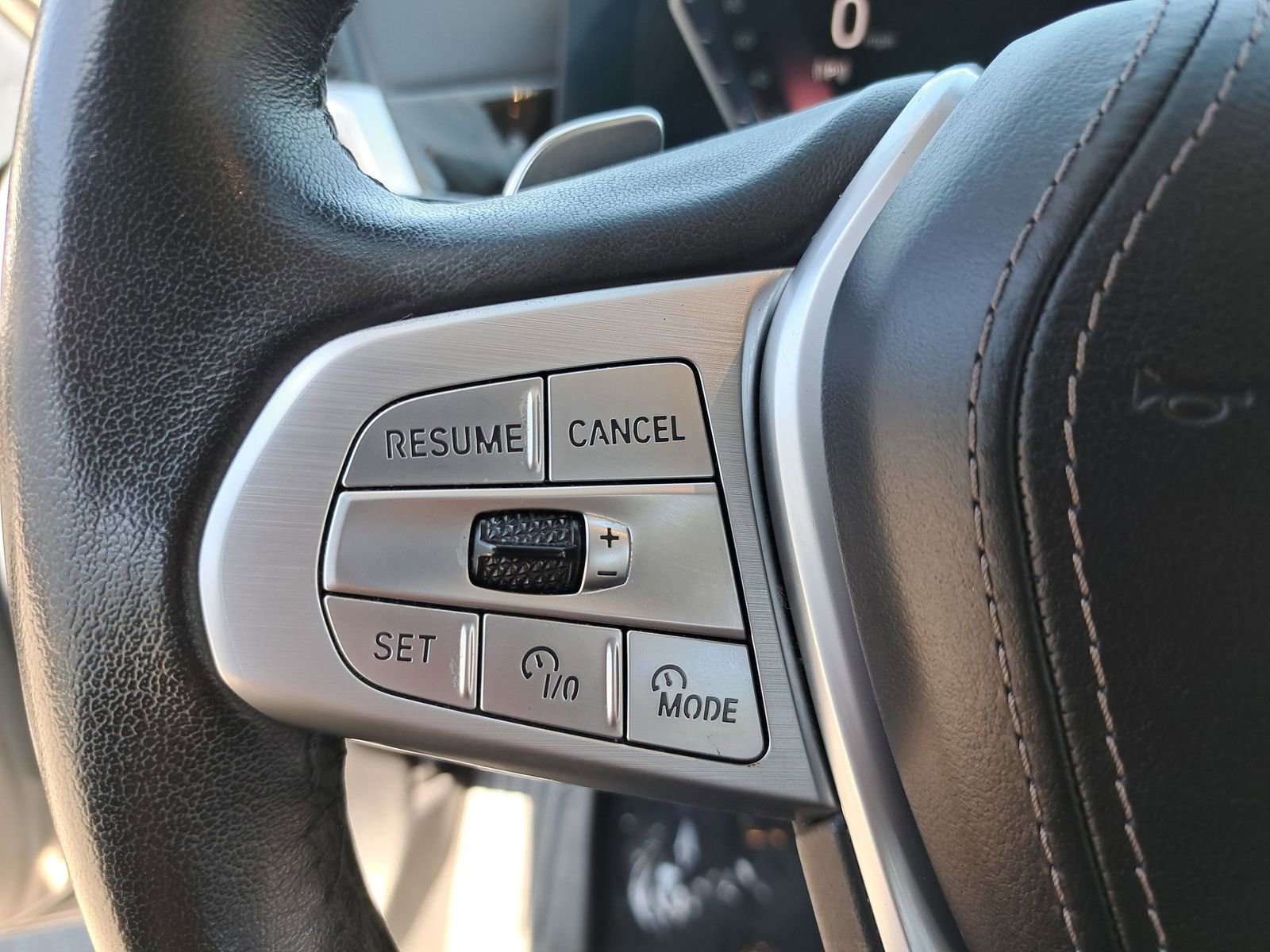 Used 2024 BMW X7 xDrive40i image 19