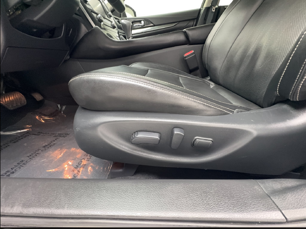 Used 2019 Nissan Maxima 3.5 SV w/ Floor Mat Group FWD image 28