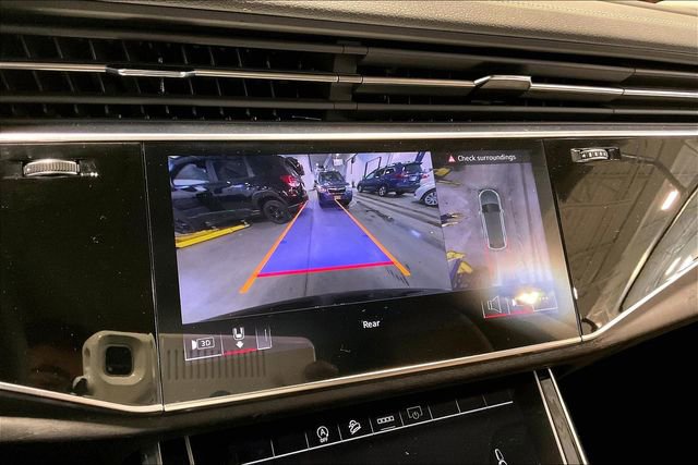 Used 2025 Audi Q8 Premium Plus w/ Premium Plus Package image 21