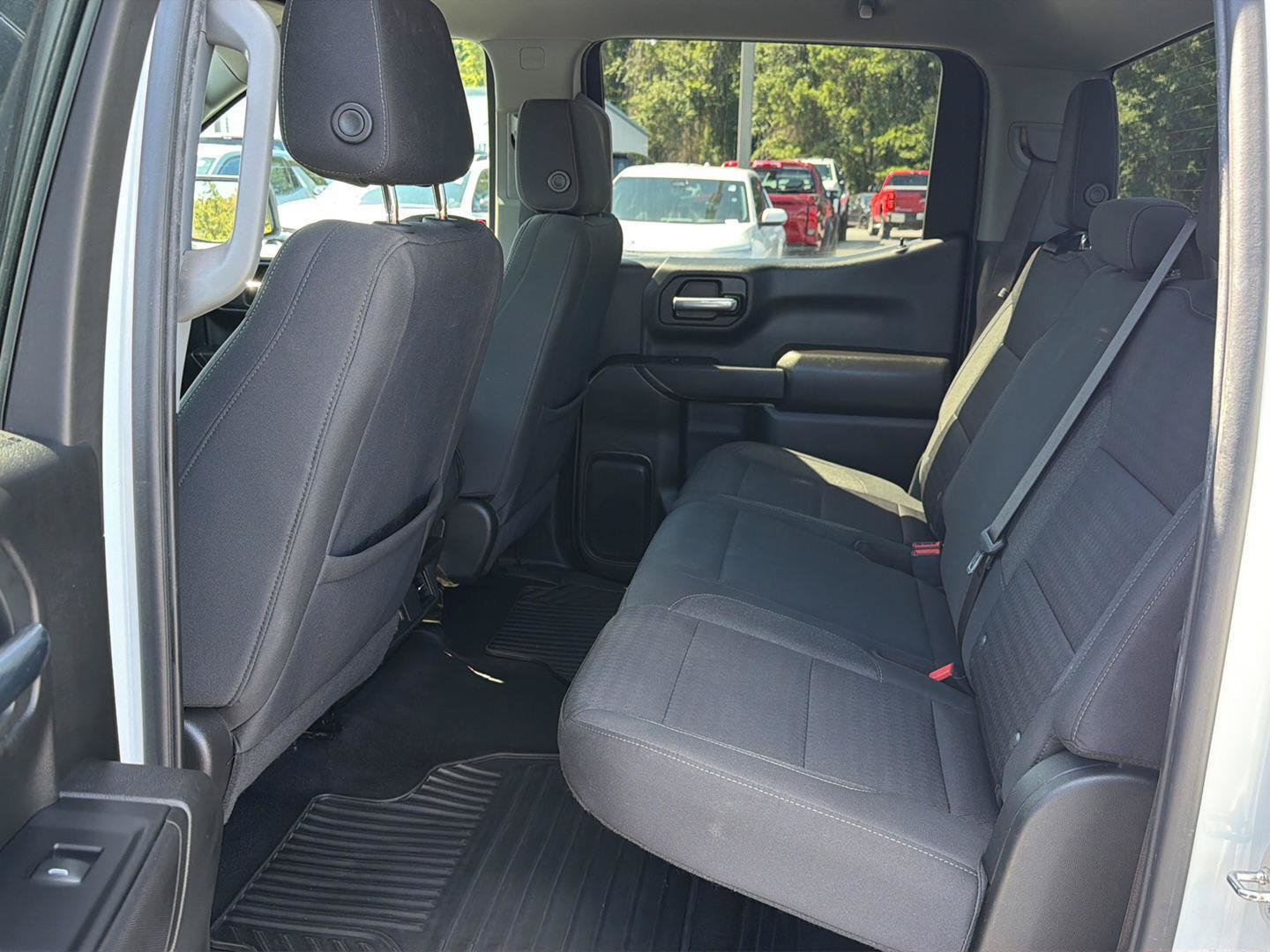 Used 2024 Chevrolet Silverado 1500 Custom w/ Turbomax Blackout Package AWD/4WD image 11