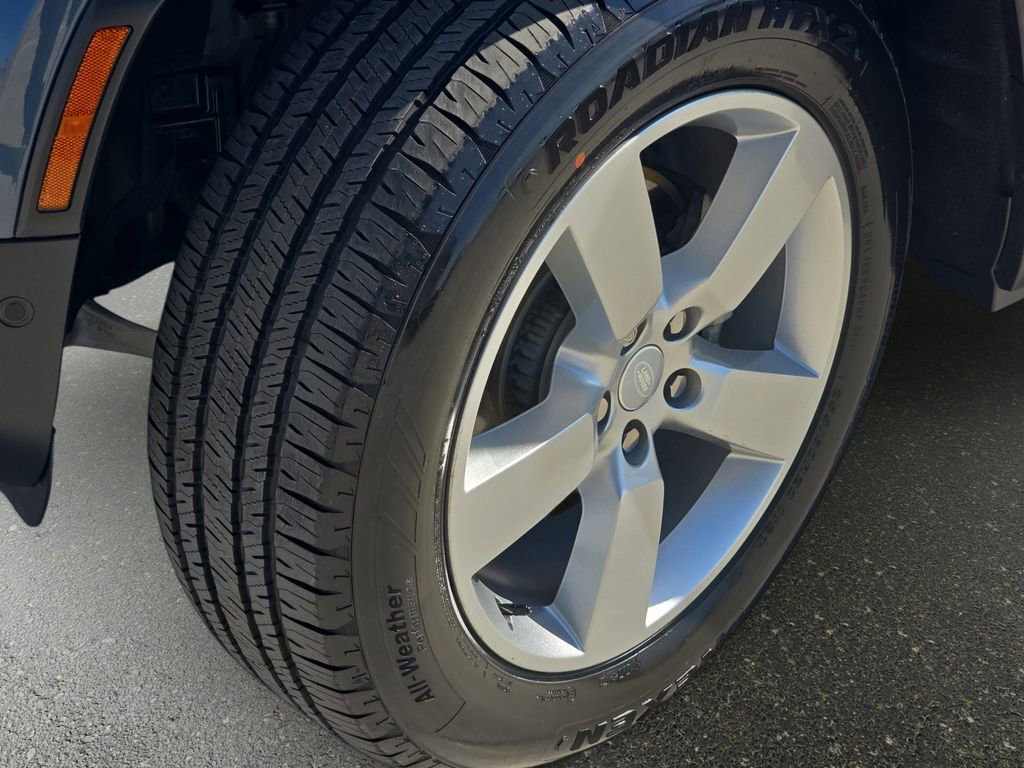 Certified 2023 Land Rover Defender 110 S image 35