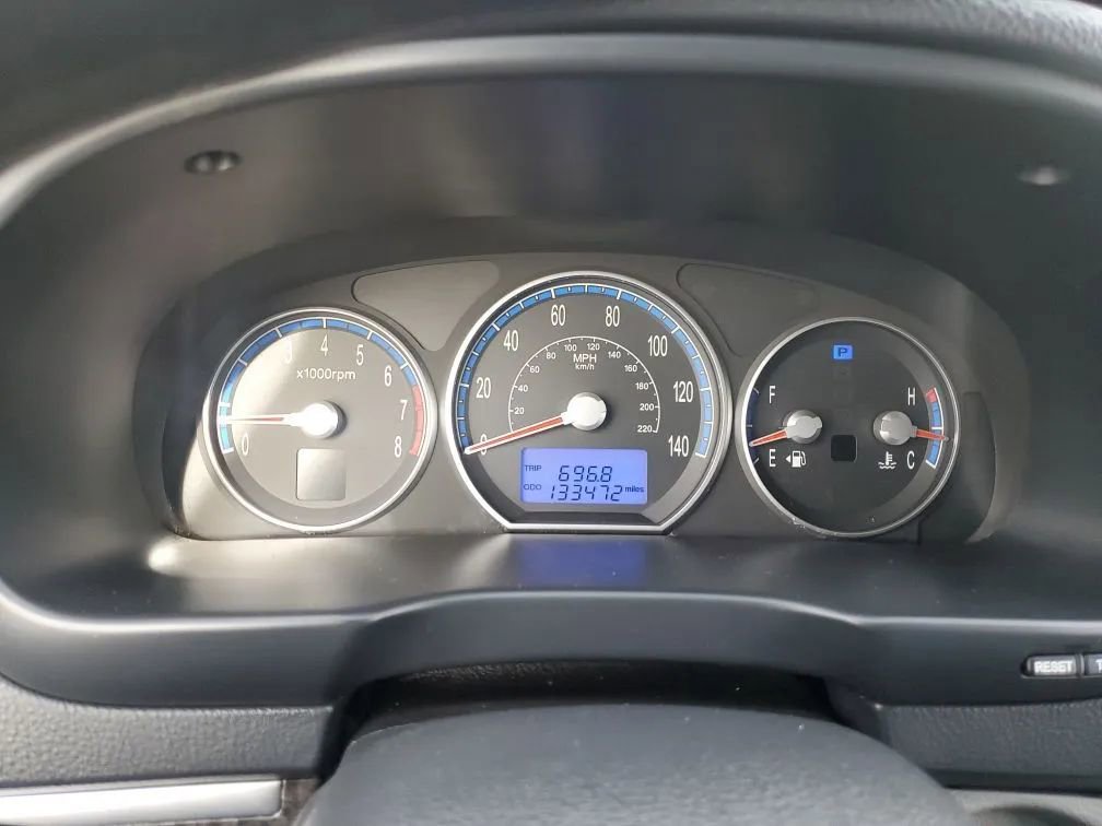 Used 2008 Hyundai Santa Fe GLS image 12