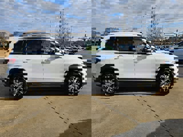 Used 2023 Mercedes-Benz EQB 250+ EQB 250+ w/ Exclusive Package image 9