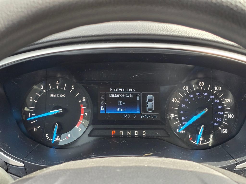 Used 2016 Ford Fusion SE FWD image 15