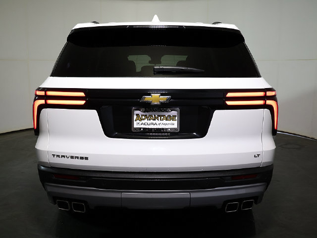 Used 2024 Chevrolet Traverse LT FWD image 10