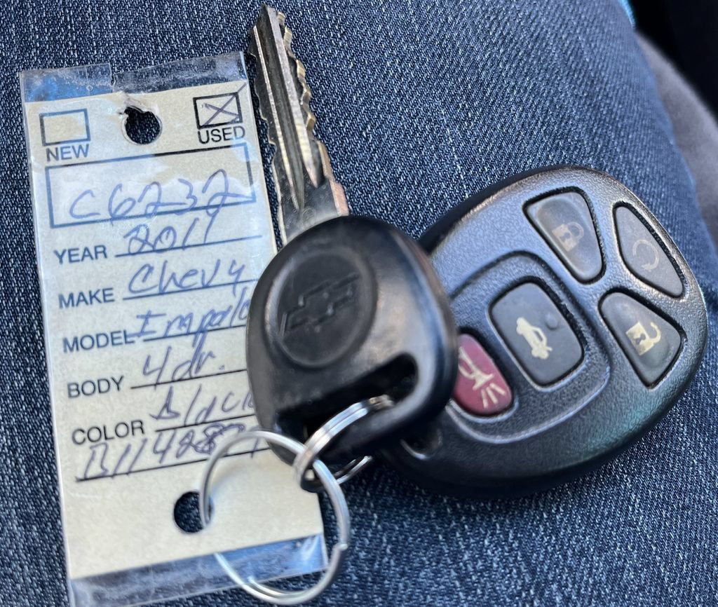 Used 2011 Chevrolet Impala LT FWD image 21