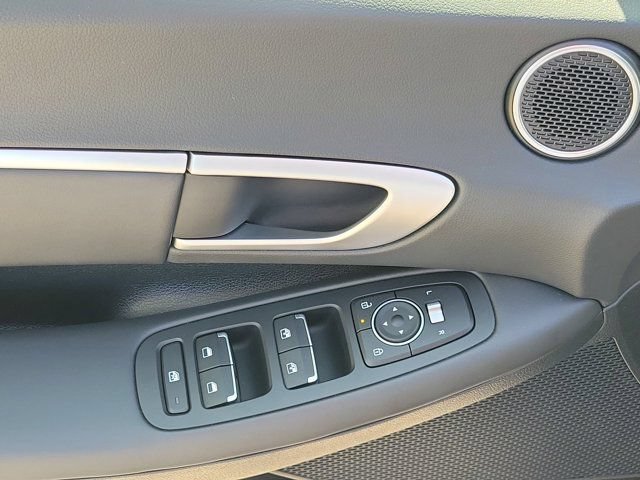 New 2025 Hyundai Sonata SEL FWD image 16