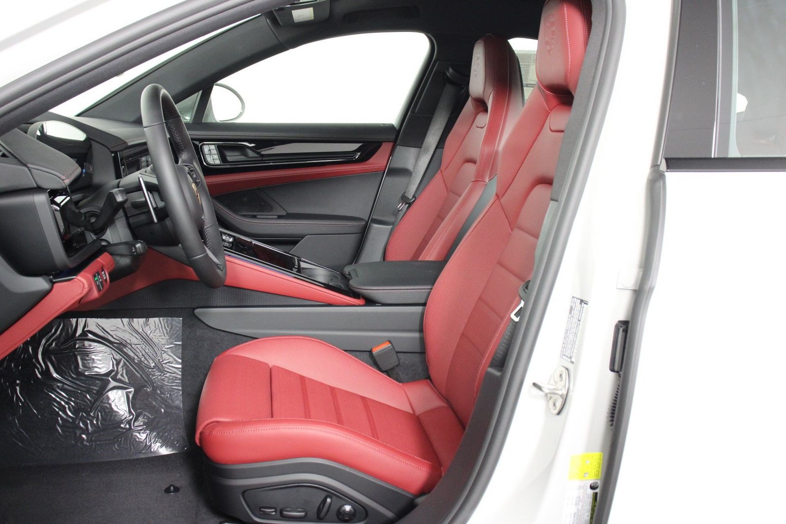 New 2026 Porsche Panamera RWD image 5