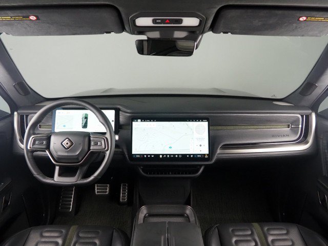 Used 2024 Rivian R1S Adventure AWD/4WD image 3
