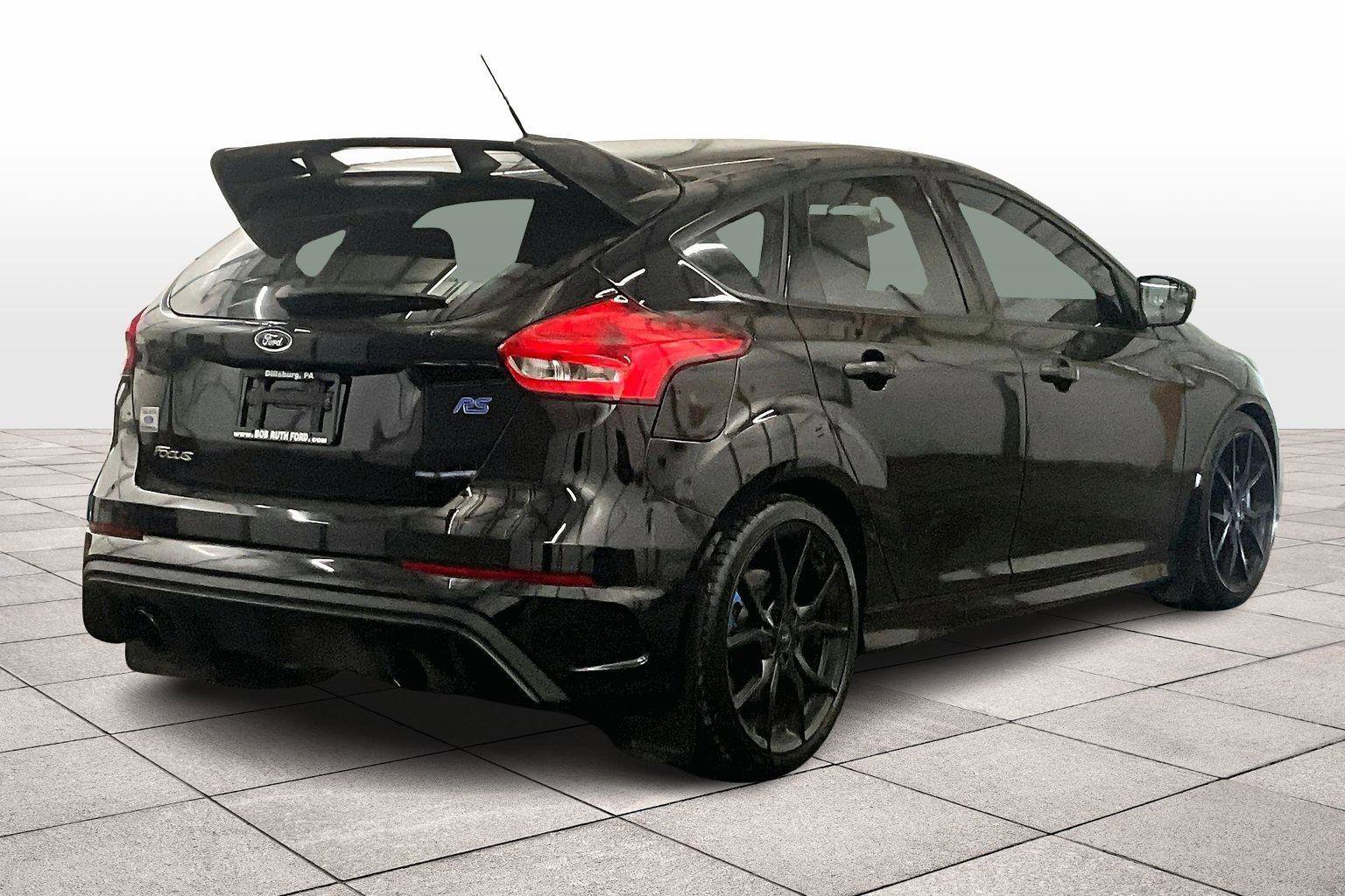 Used 2017 Ford Focus RS image 11