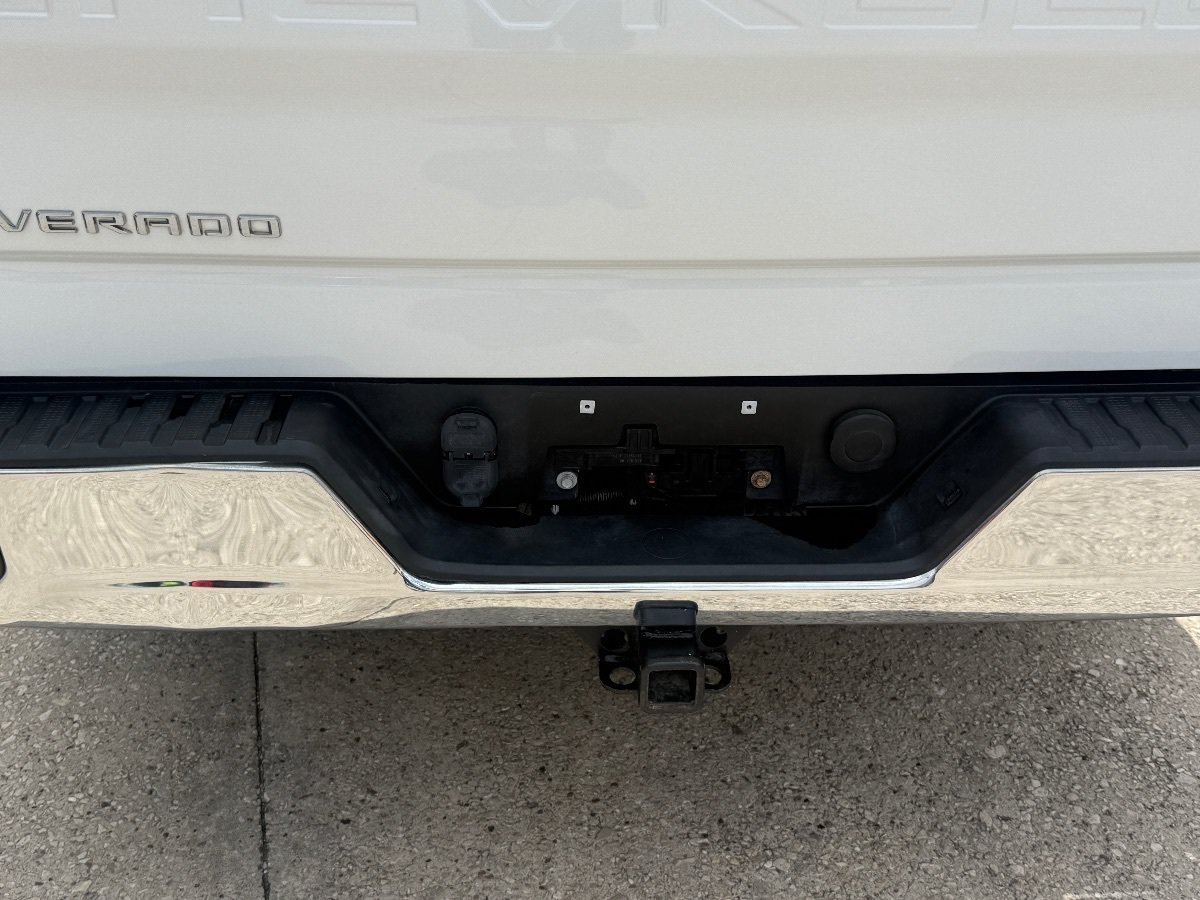 Used 2021 Chevrolet Silverado 1500 LT RWD image 7