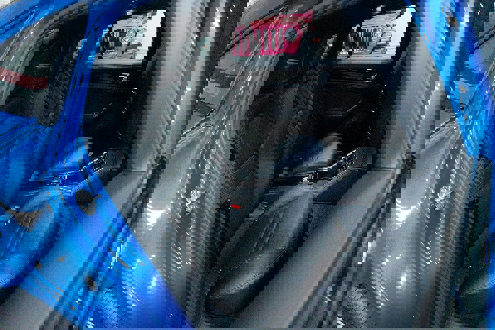 Used 2017 Porsche Panamera 4S image 29