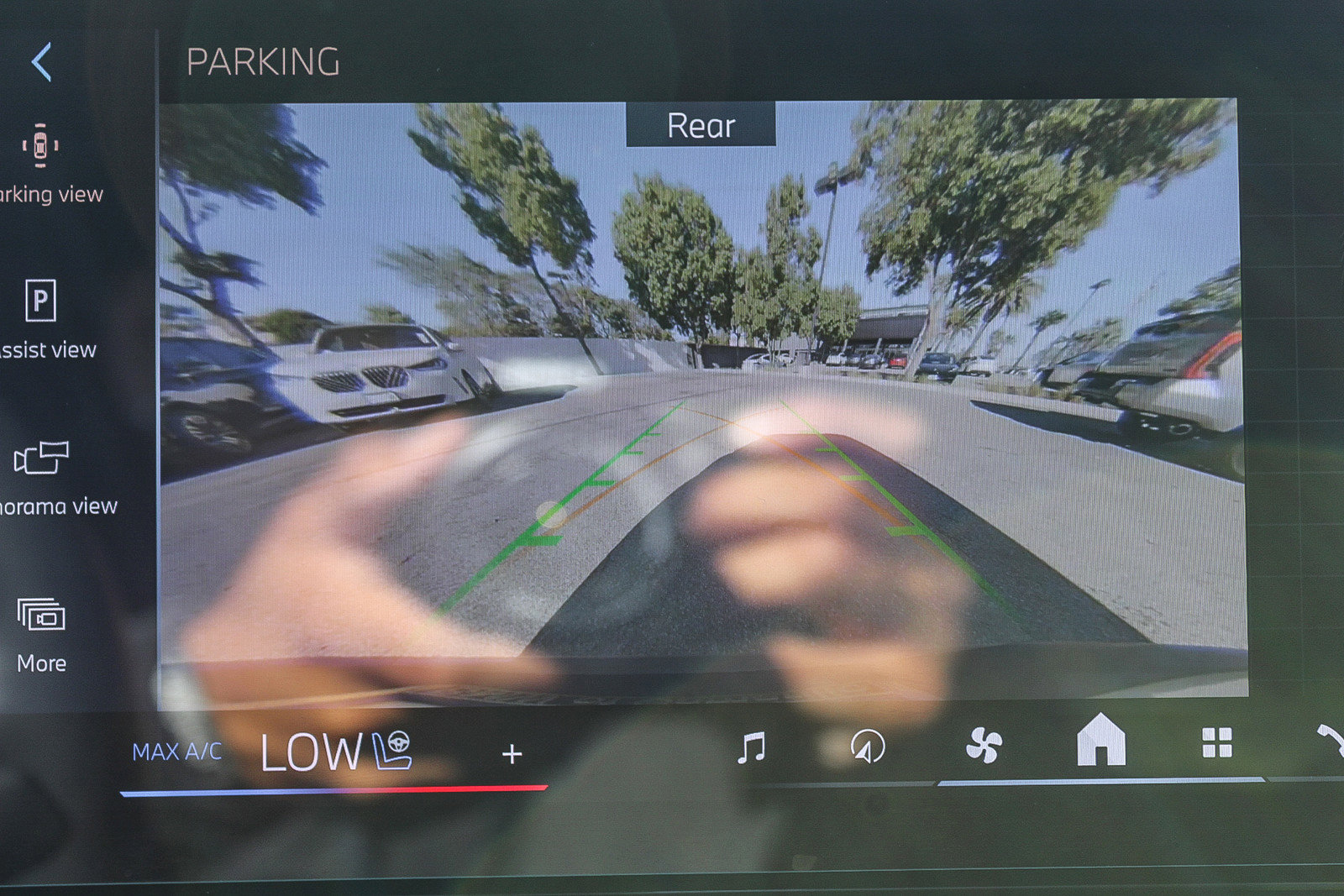 Certified 2025 BMW X3 xDrive30i w/ Convenience Package image 24