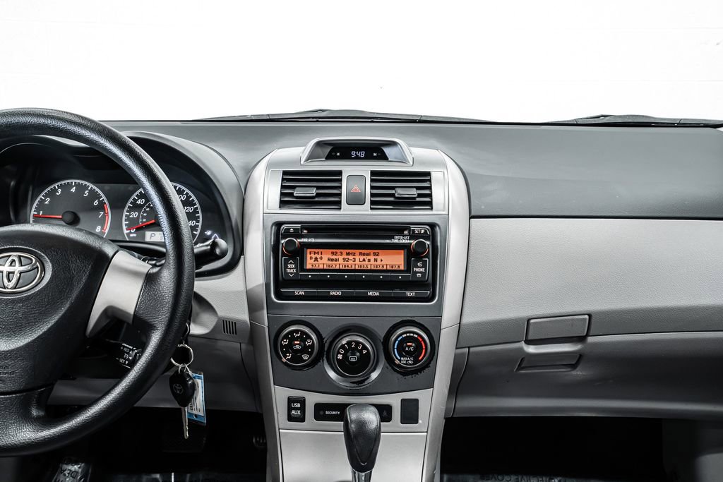 Used 2012 Toyota Corolla LE image 14