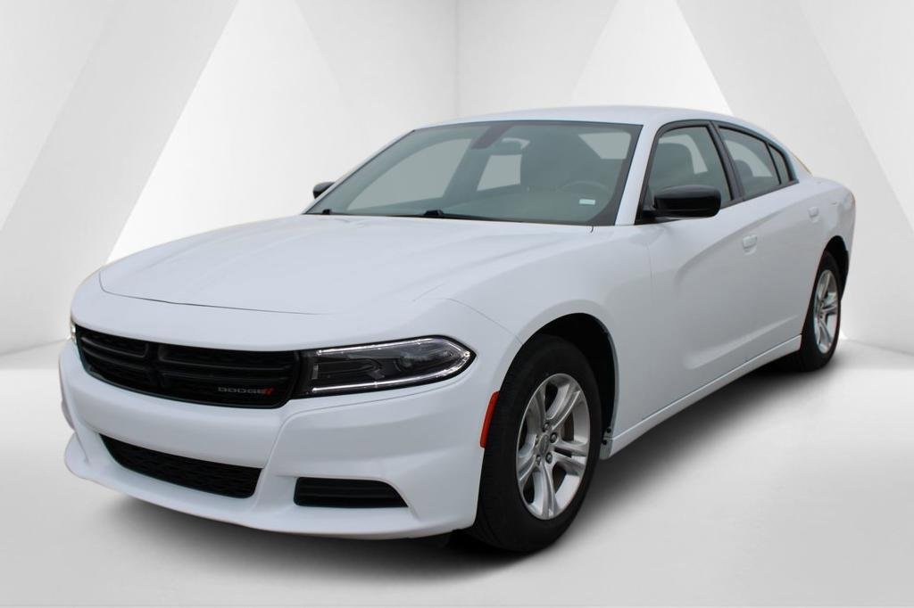 Used 2023 Dodge Charger SXT image 3