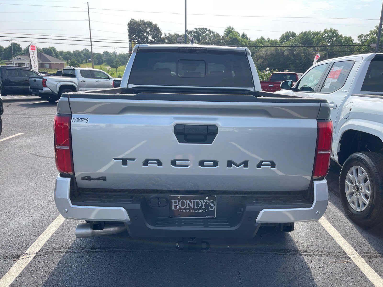 New 2026 Toyota Tacoma TRD Off-Road AWD/4WD image 13
