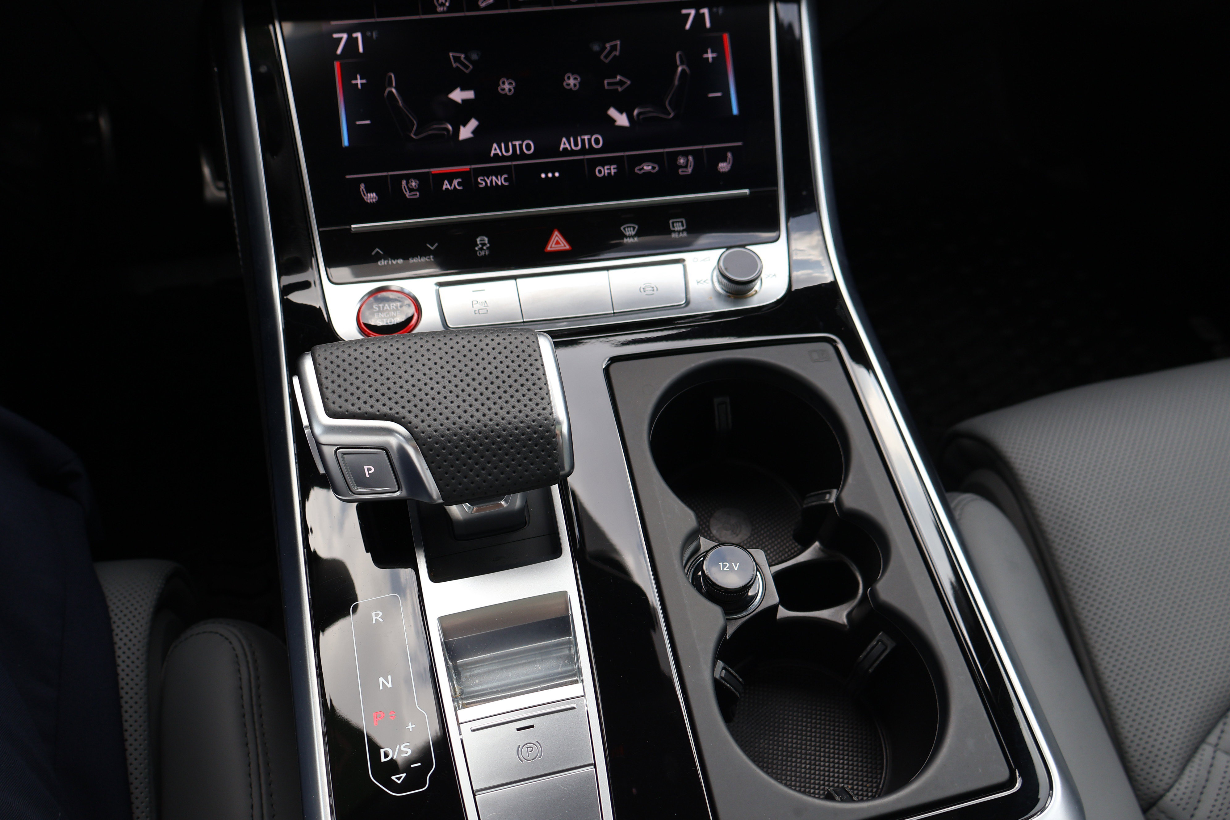 Used 2025 Audi SQ8 Premium Plus image 41