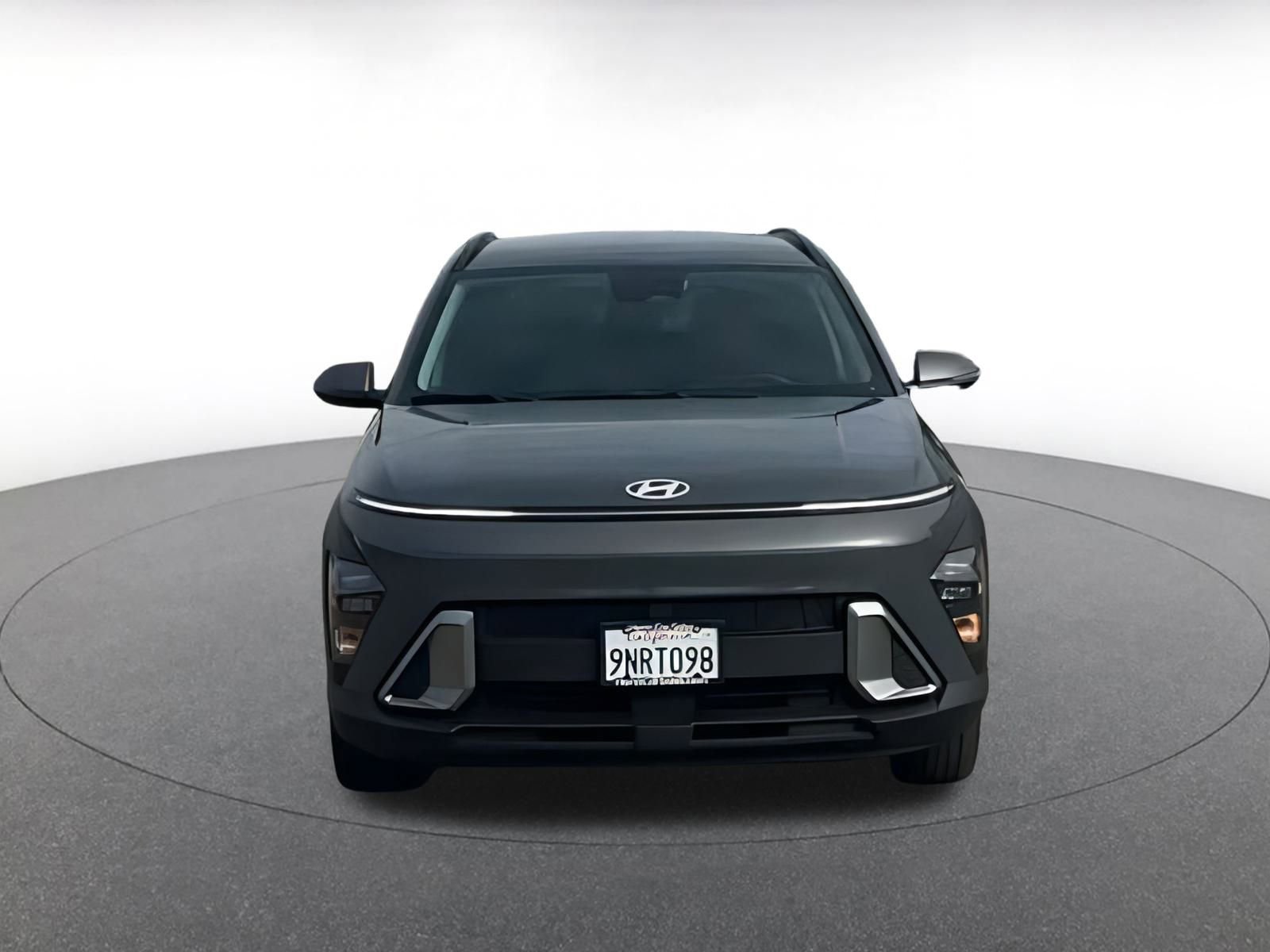 Used 2025 Hyundai Kona SEL image 16