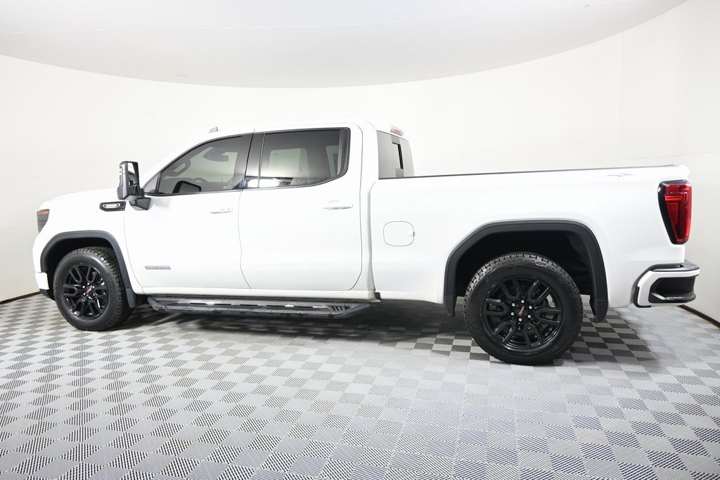 Used 2022 GMC Sierra 1500 Elevation w/ Preferred Package image 3