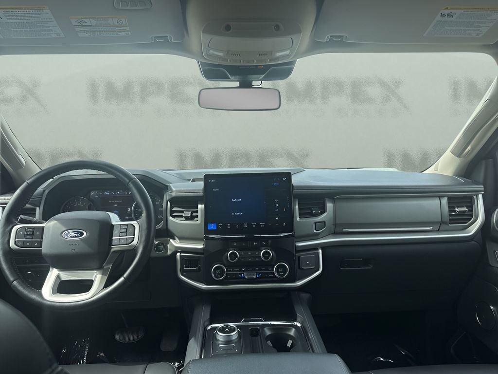 Used 2024 Ford Expedition Max XLT image 12