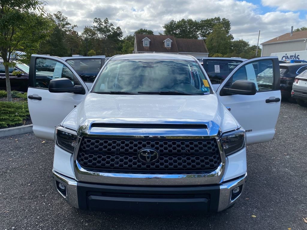 Used 2020 Toyota Tundra SR5 w/ TRD Off-Road Package image 27