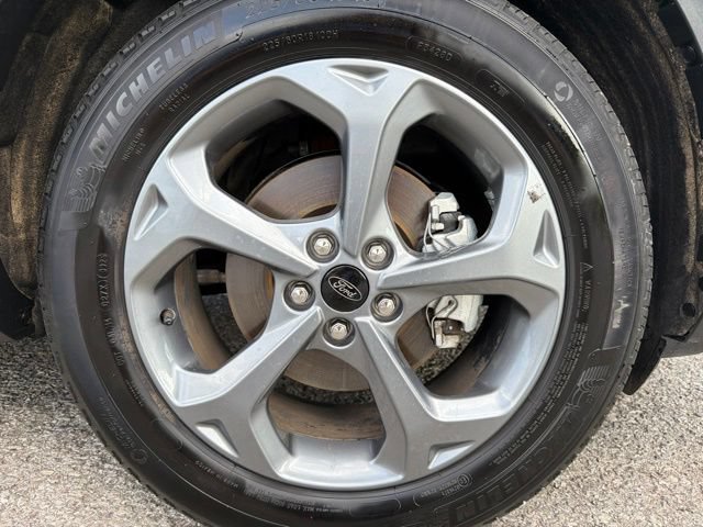 Used 2025 Ford Escape ST-Line Select AWD/4WD image 12