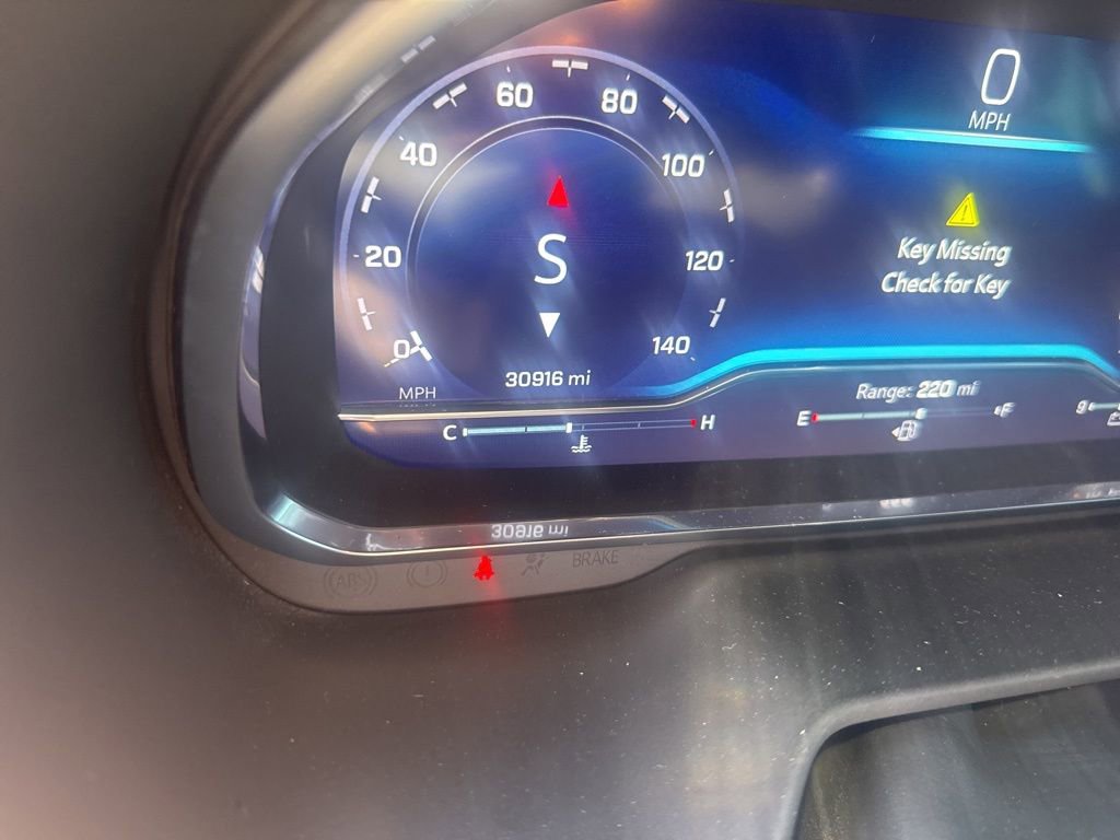 Used 2022 Chevrolet Tahoe Z71 w/ Off-Road Capability Package image 23