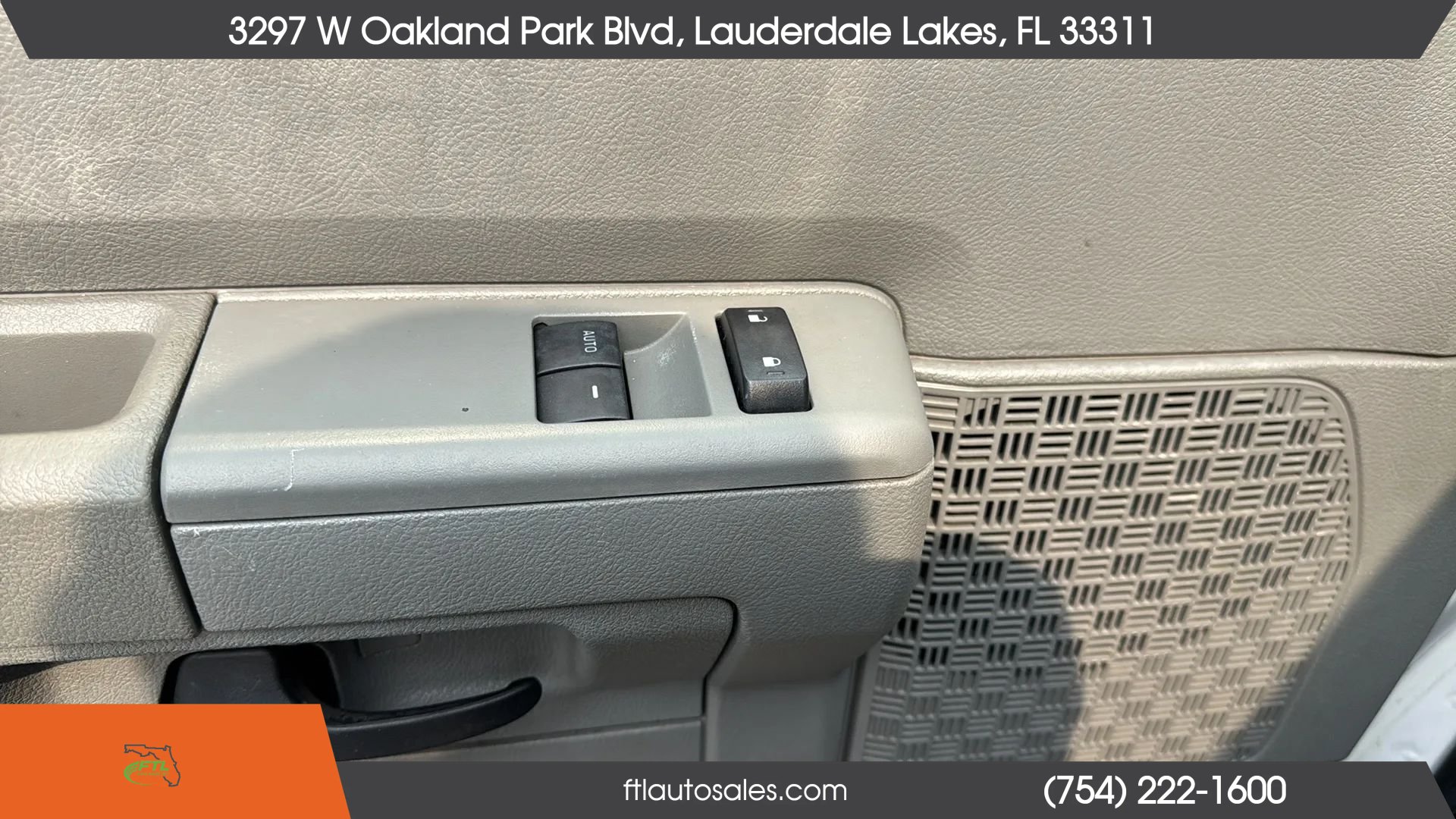 Used 2013 Ford E-250 and Econoline 250 Extended w/ PWR Group RWD image 31