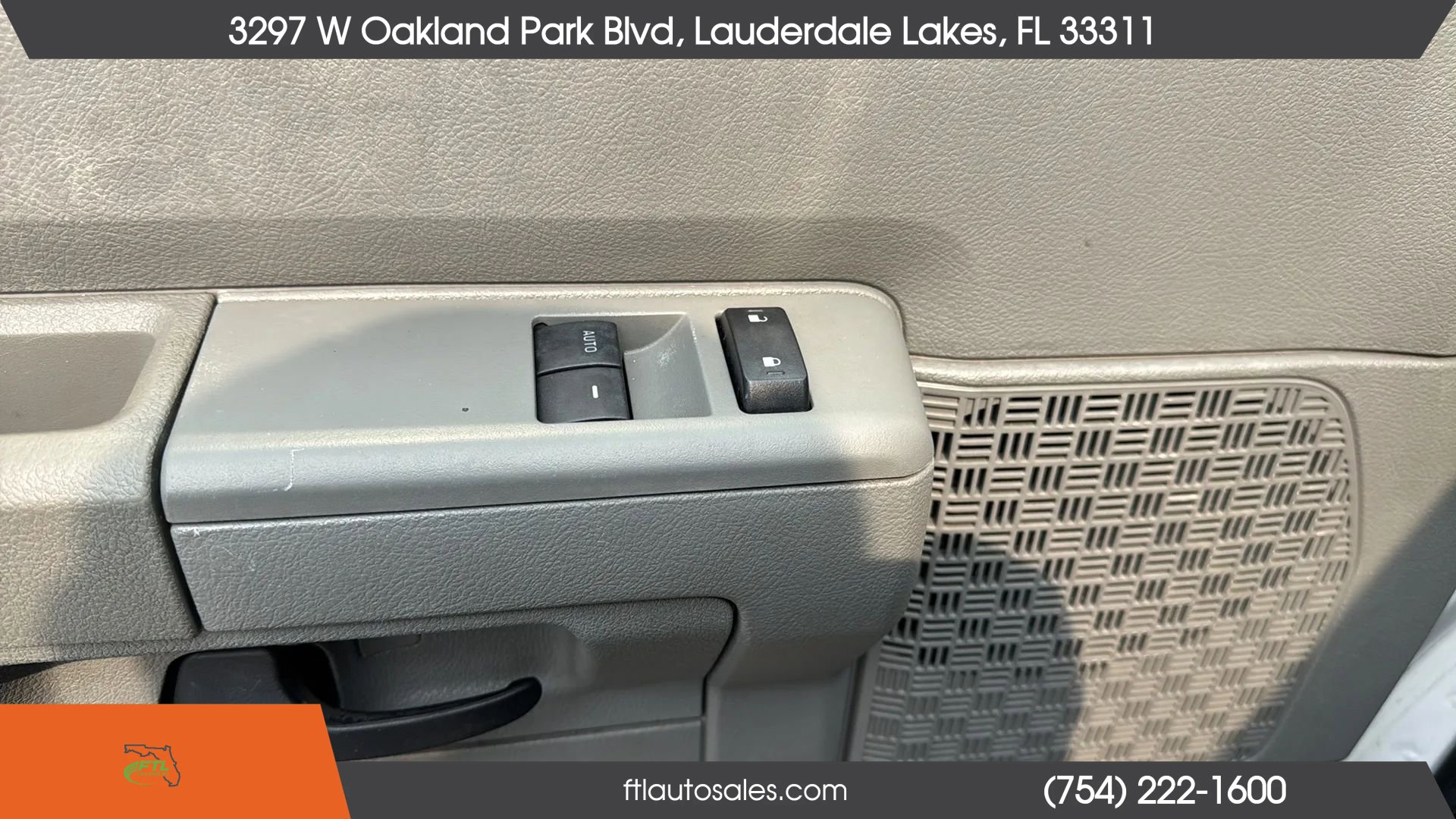 Used 2013 Ford E-250 and Econoline 250 Extended w/ PWR Group RWD image 31